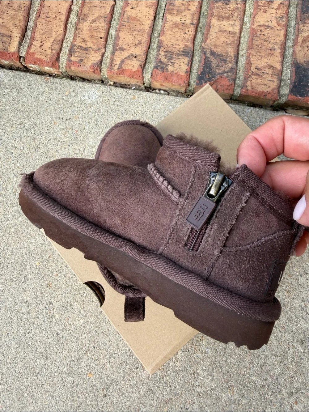 UGG Chestnut Classic Ultra Mini Boots